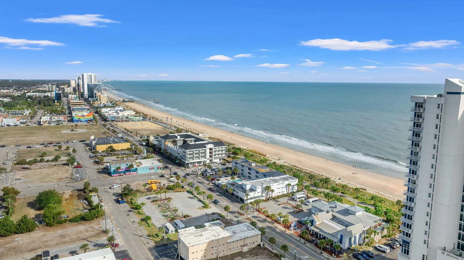 Myrtle Beach coastline with the Atlantic Ocean, beach, and surrounding neighborhood